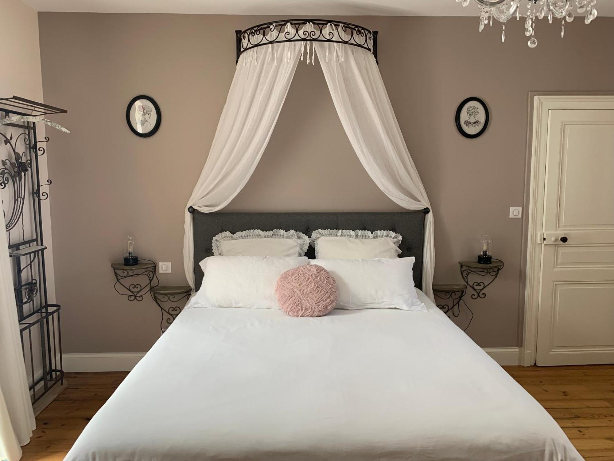 Bed and Breakfast The Cool Lounge A Coulonges - Charente Exterior foto